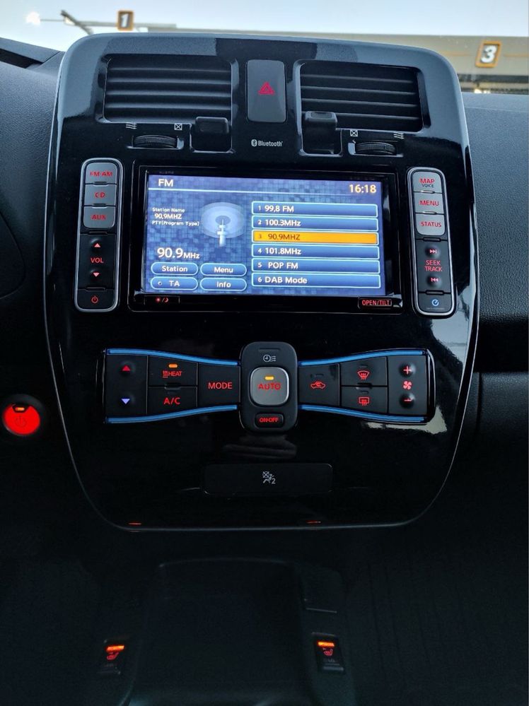 Нісан Ліф Nissan Leaf електро