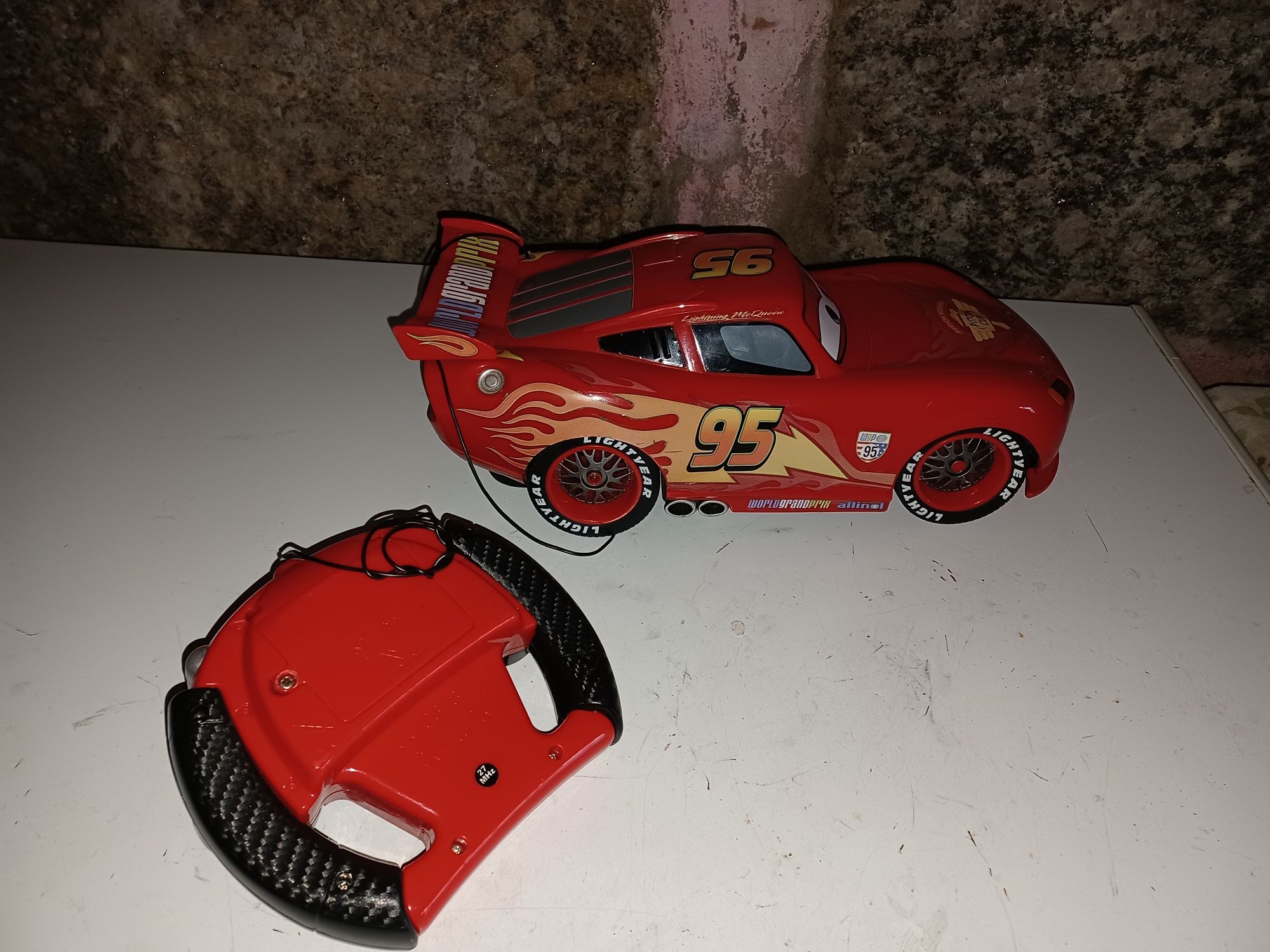 Carrinho faisca mcqueen