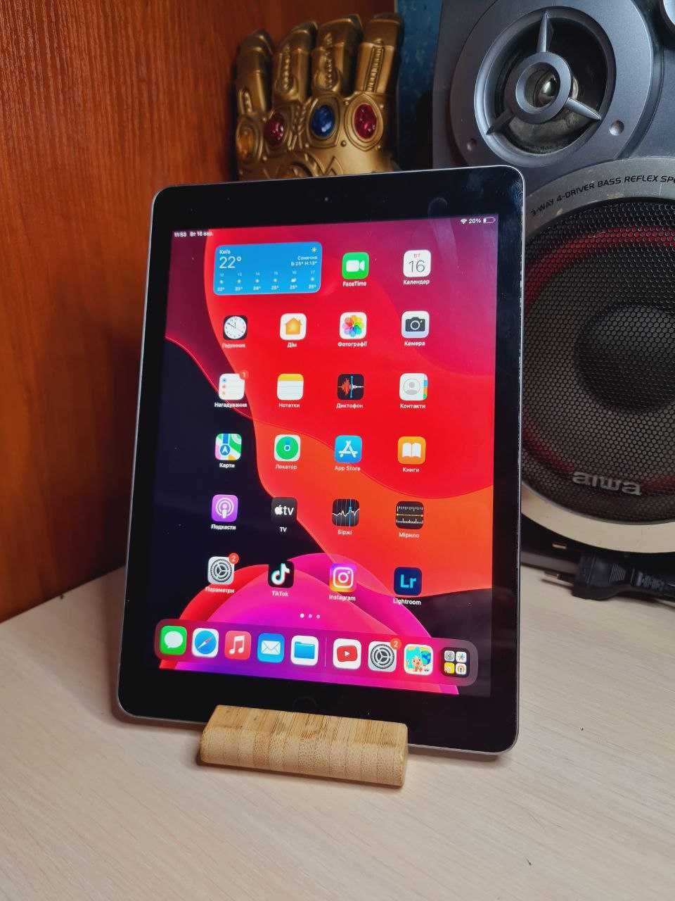 Планшет  Apple Ipad 6 A1893 128 GB | IOS 17.7.10 робочий, neverlock