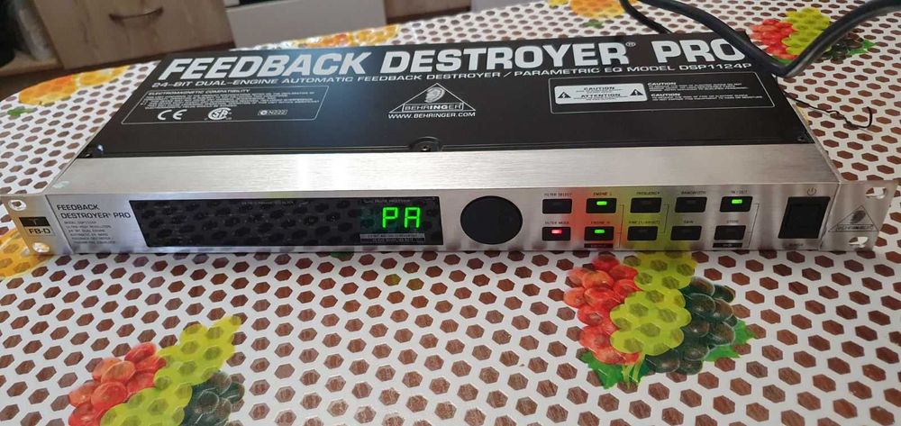 Behringer DSP1124P Подавитель обратной связи