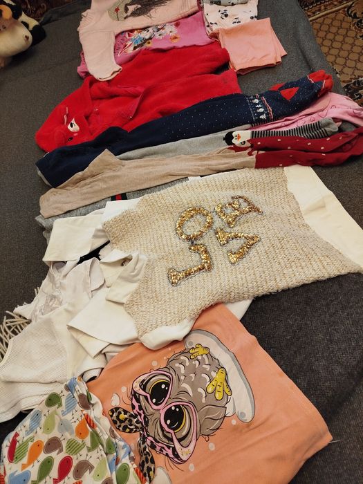 Пакет одягу на дівчинку 7-8 років