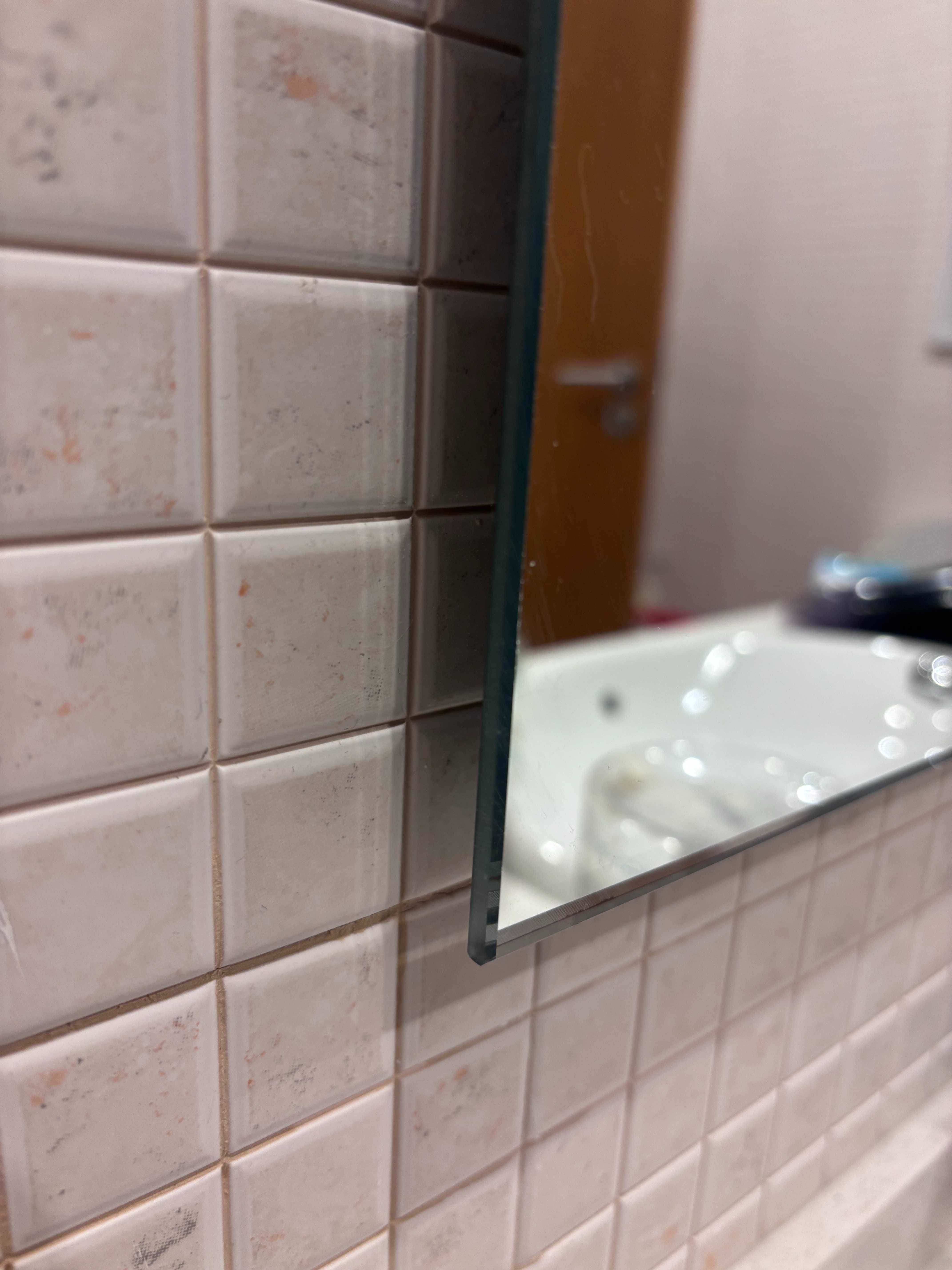 Espelho para casa de banho WC