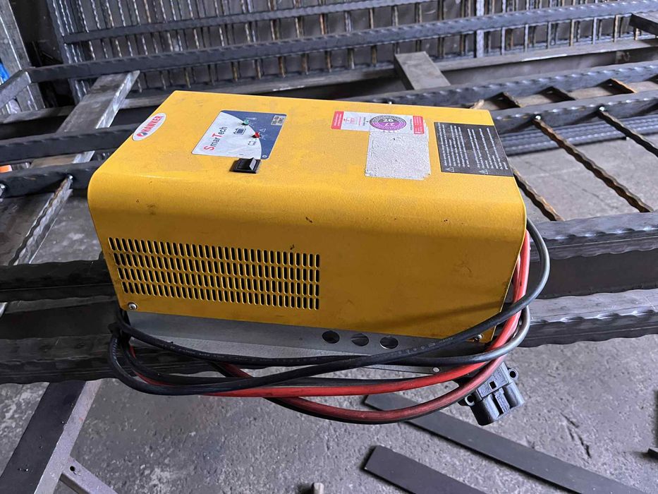 Still elektryczny wózek paletowy