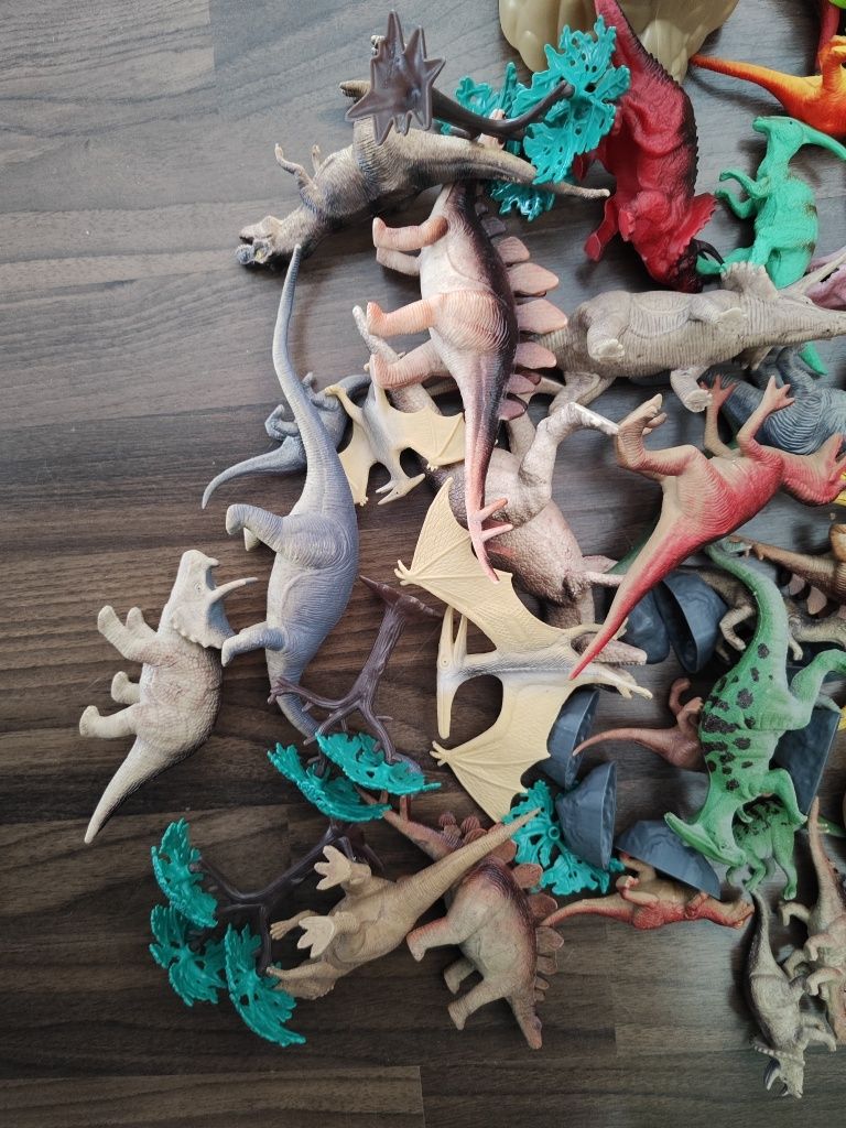 Pack Dinossauros, arvores e pedras