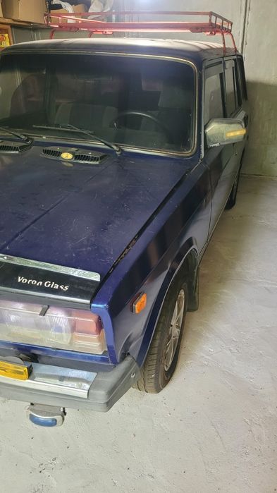 Автомобиль ВАЗ 2104.