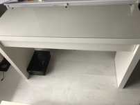 Sprzedam toaletkę -biurko Ikea MALM