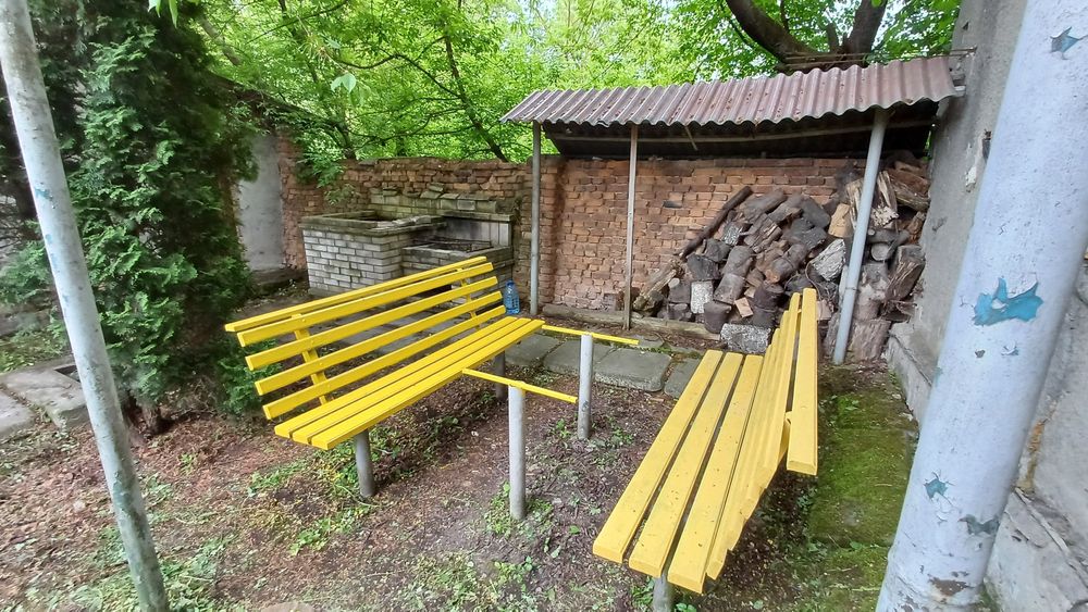 Здам в оренду приміщення та територію