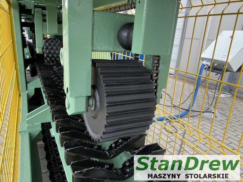 Trak tarczowy BRODPOL TT5/500/320/G z stołem podawczym i odbiorczym