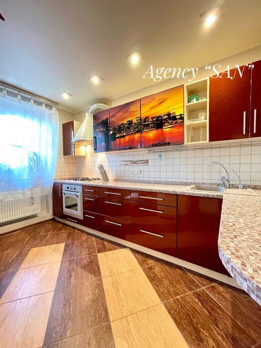 Здаю в оренду квартиру в Центрі вул. Новомістенська