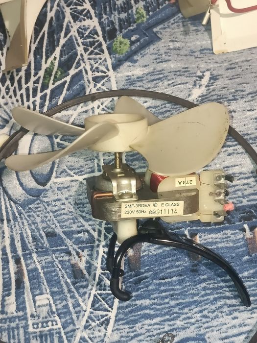 Комплектующие для Микроволновки Samsung GE87KR-S