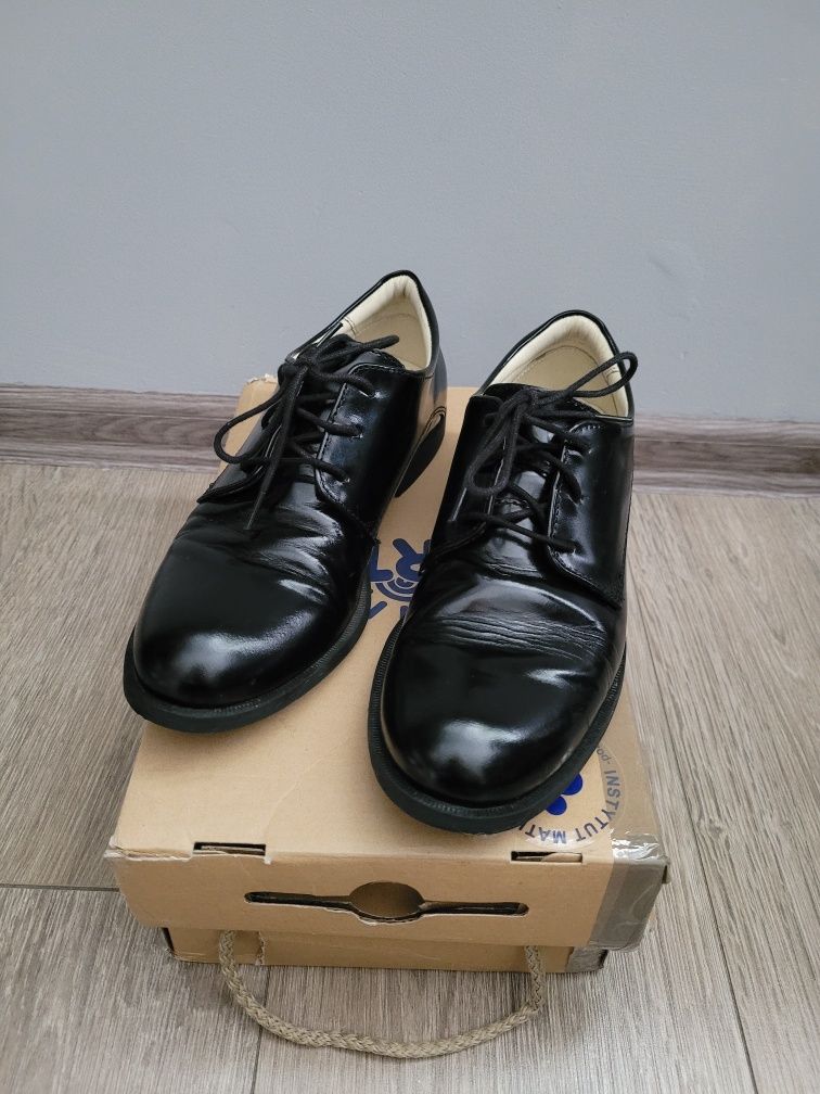 Buty chłopięce wizytowe idealne do komunii rozm 36