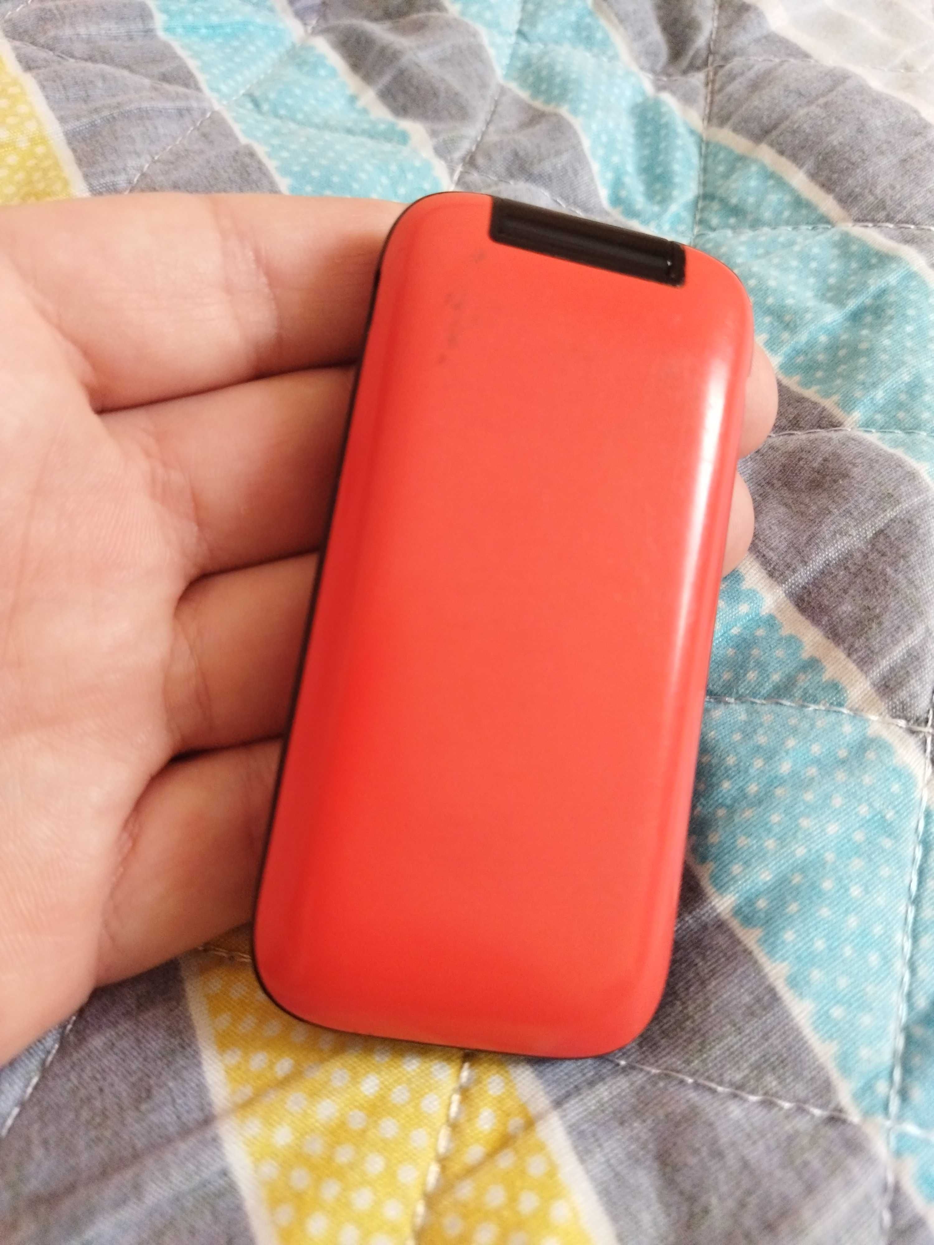 Alcatel One Touch 1035D Dual SIM треб замены шлейфа.