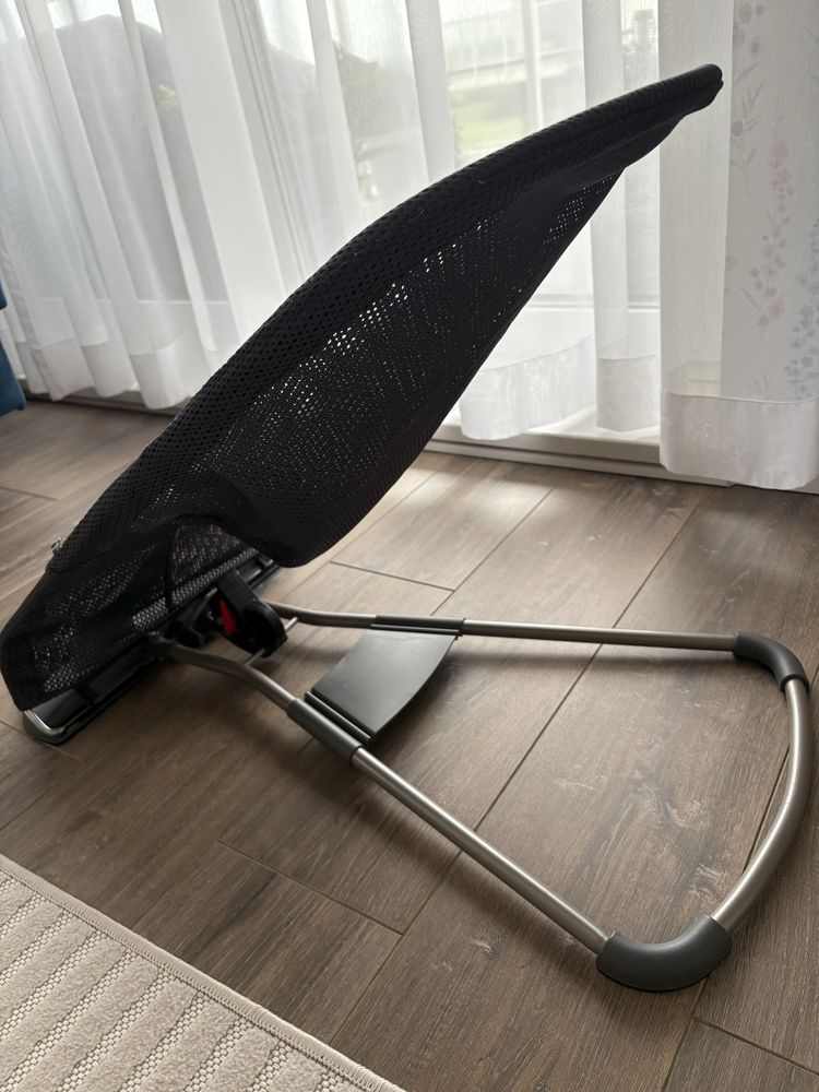 Leżaczek Babybjörn Bliss Mesh Antracyt