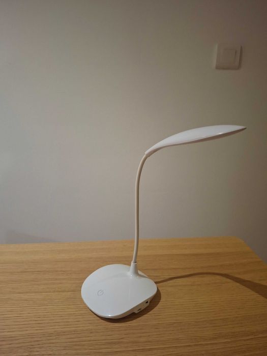 Candeeiro Branco Flexível