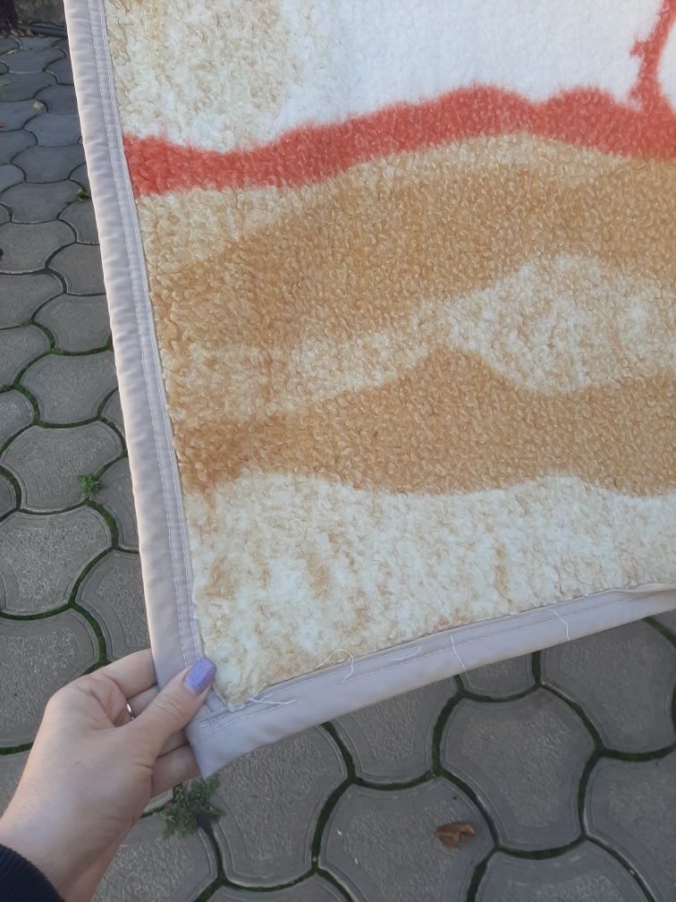 Покрывало шерстяное одеяло натуральное теплое плед 153 × 200 см