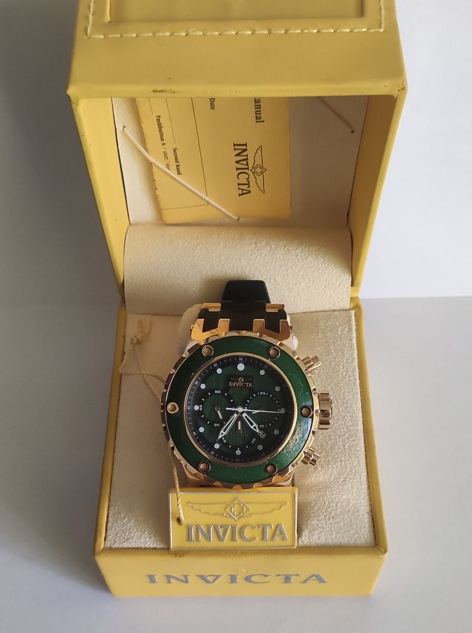 Американские мужские кварцевые часы Invicta Subadua 27912