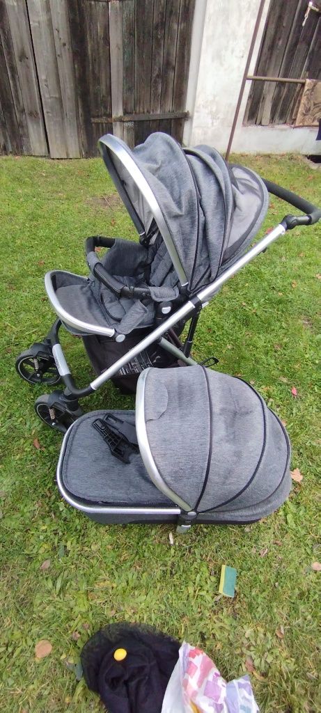 Wózek 3 w 1 + basa isofix maxi cosi pebble