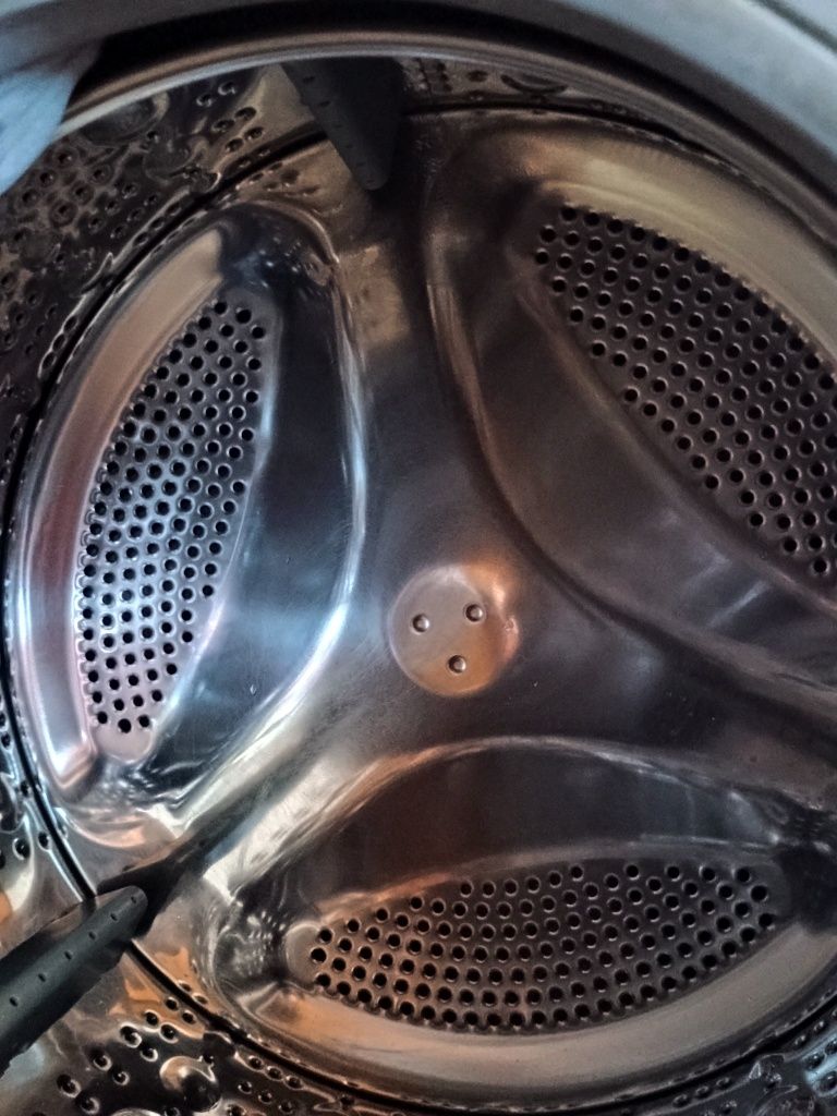 Пральна машина LG F1068LD