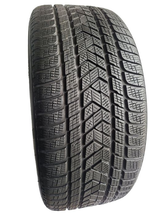 Pirelli scorpion winter 285/45 R20 112V 7mm