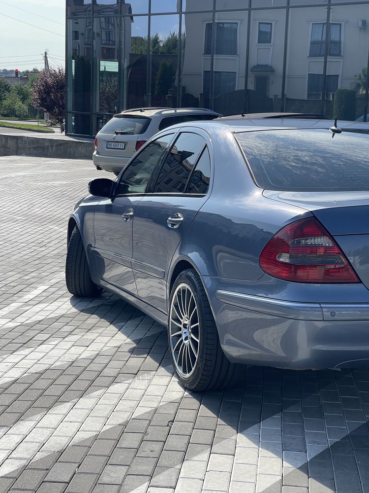Продам Mersedes-Benz w211 2.2cdi.