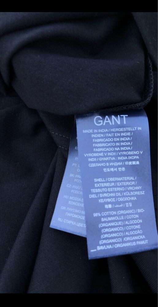 T-Shirth Gant Preta