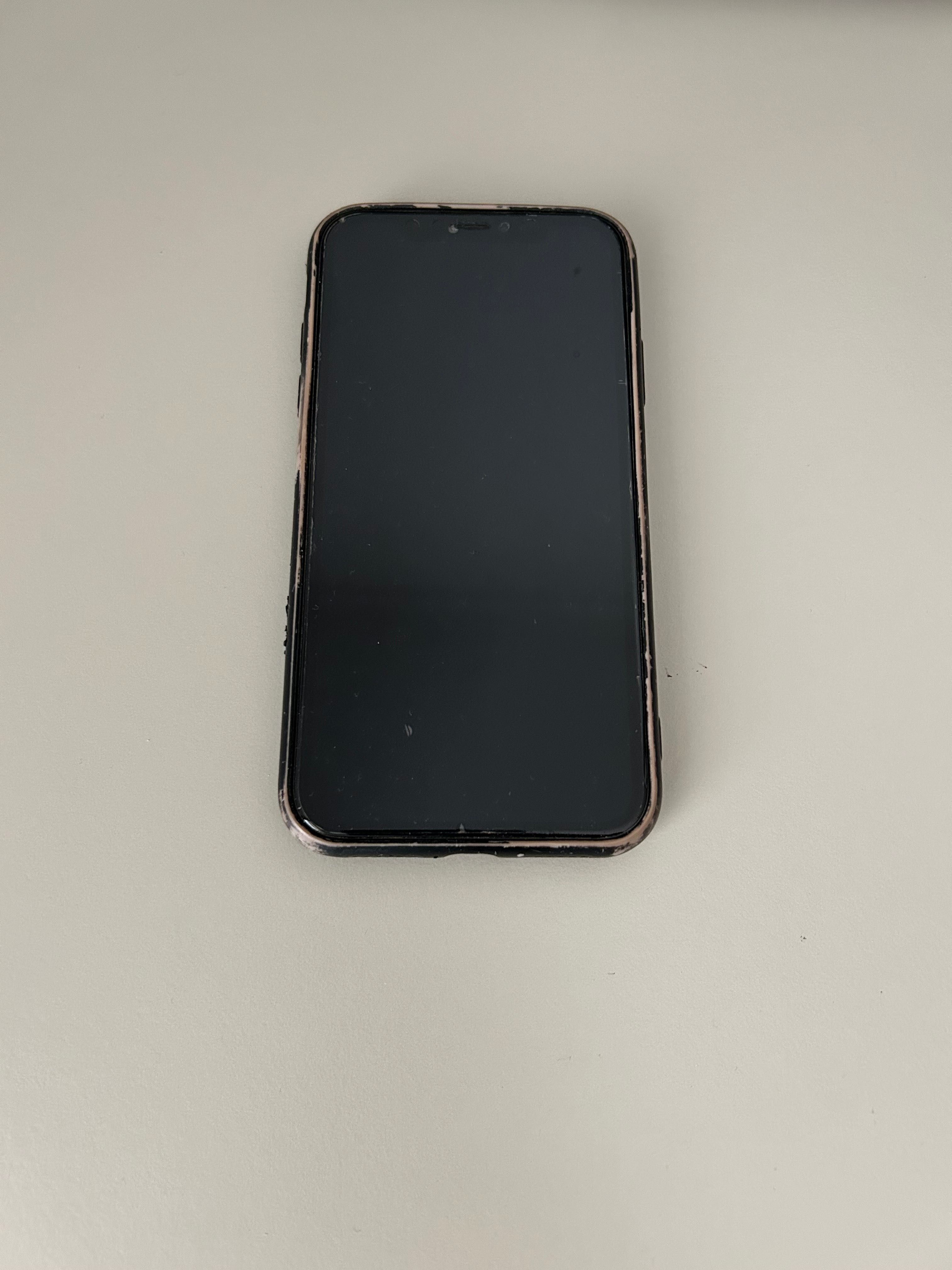 iPhone 11  64 gb
