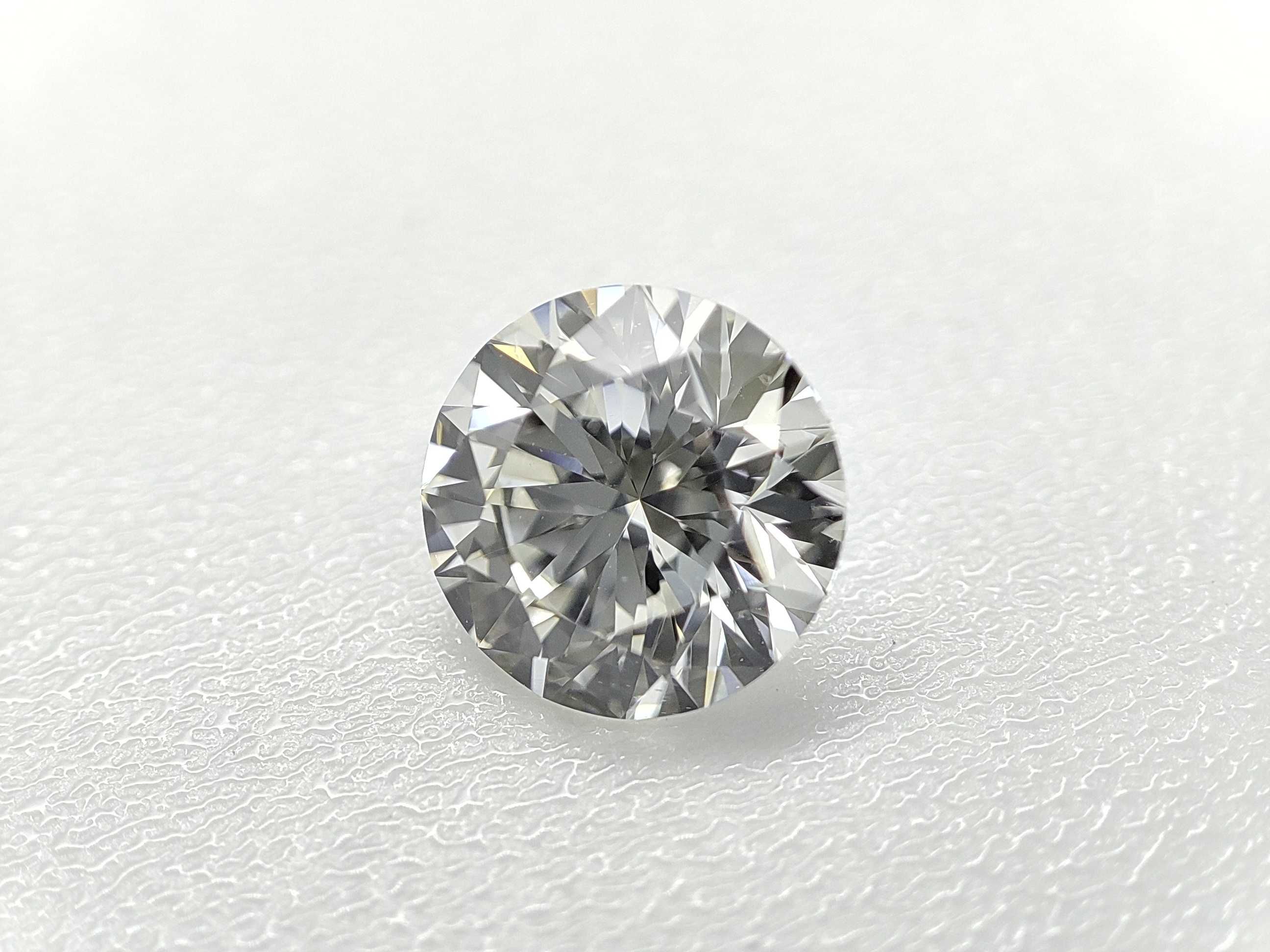 Brylant 0.55ct., H/VS2, ExExEx. GIA. Firma.