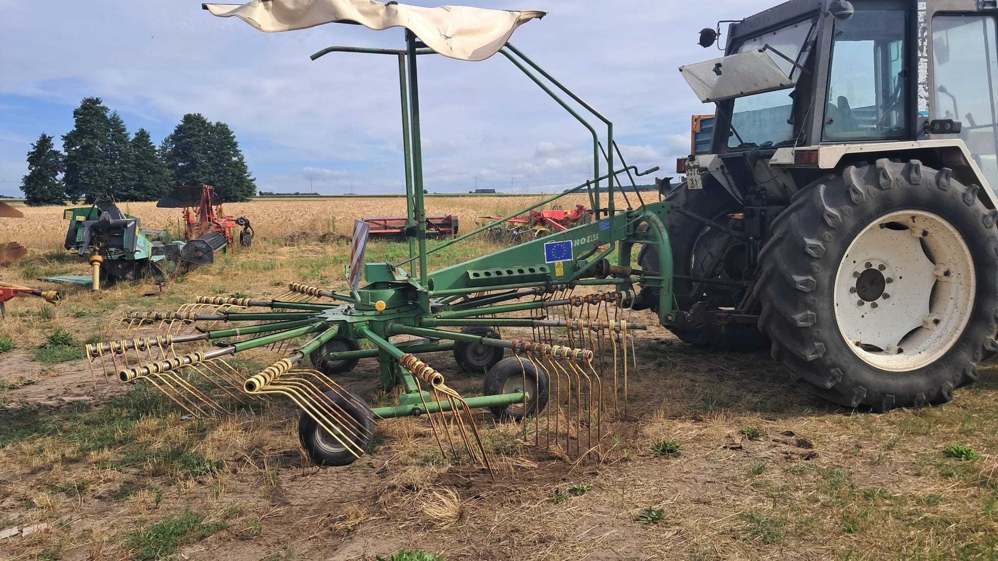 Zgrabiarka   KRONE SWADRO 461 Kuhn GA 4521 KARUZELA   gm masterdrive
