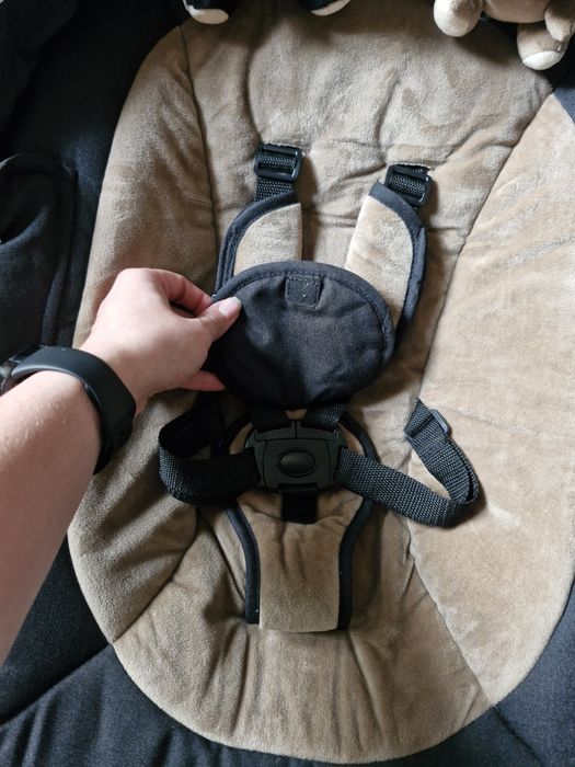 Продам заколисуючий ценир - шезлонг