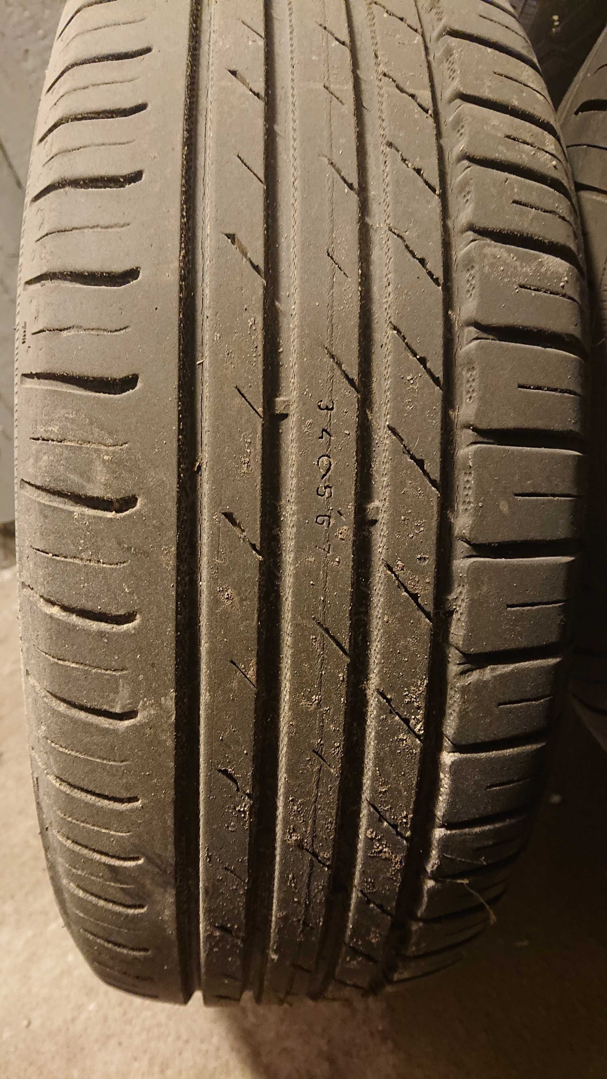 Komplet opon Nokian Wetproof 175/65 R14 82T
