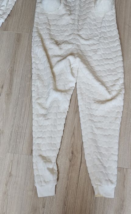 Kombinezon/ piżama/ pajac/ pajacyk miś F&F rozmiar M