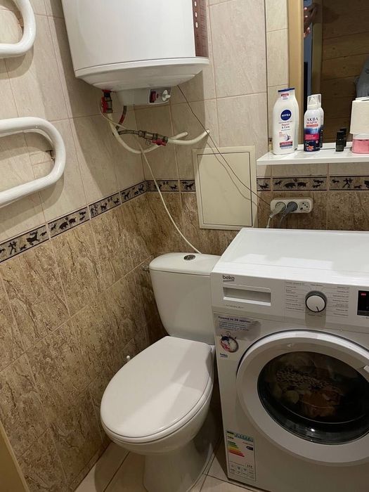 Продам квартиру на Сонячному