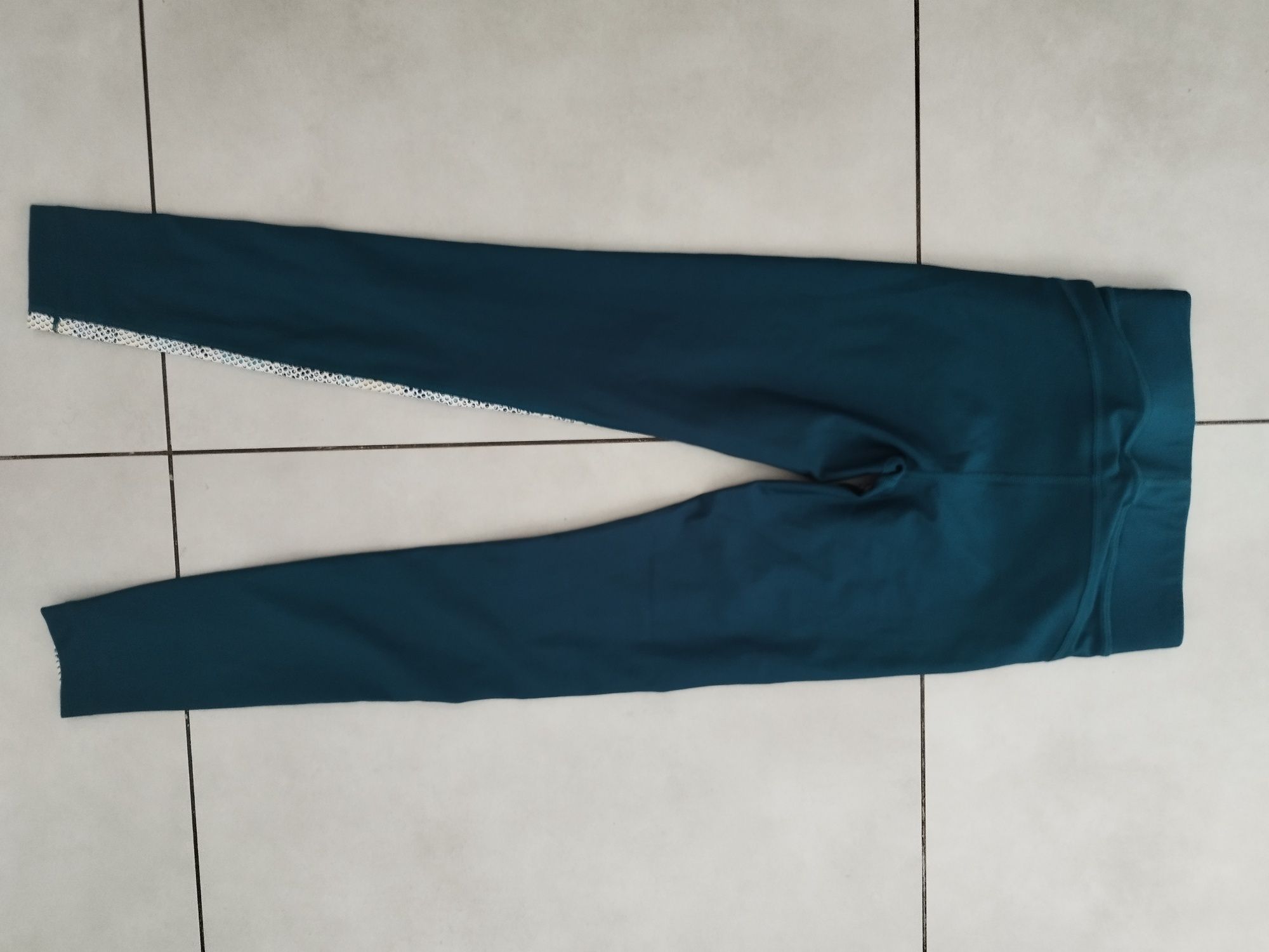 Leginsy Under Armour rozmiar XS