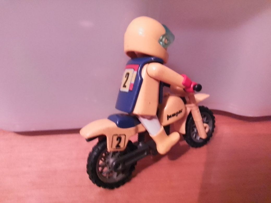 Figura Playmobil + mota