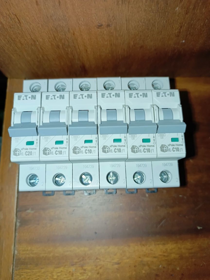 Автоматические выключатели Eaton hl-C10/1,C16/1,С20/1