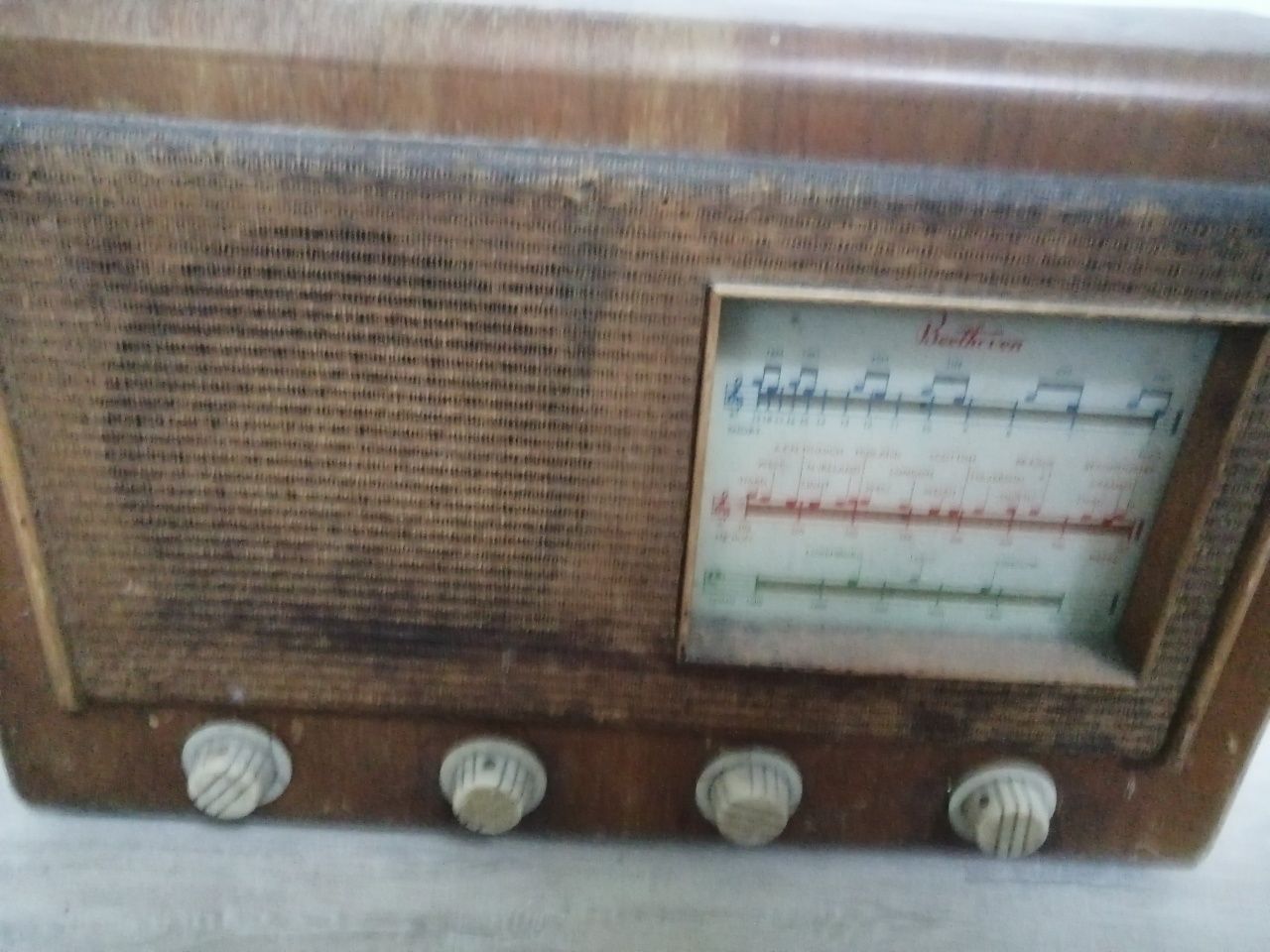 Stare angielskie radio Beethowen