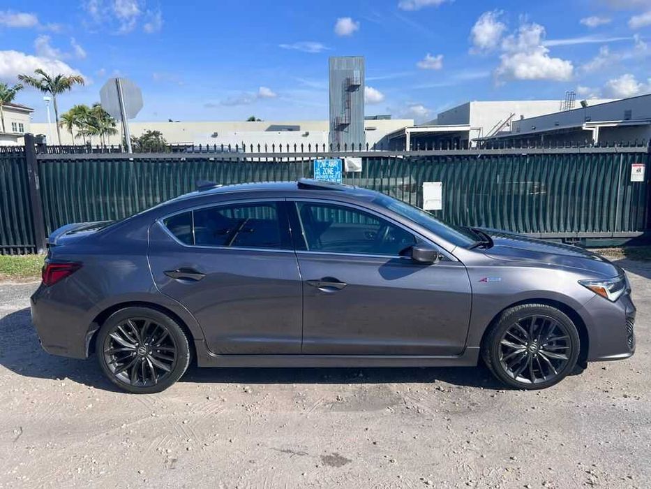 2022    Acura    ILX