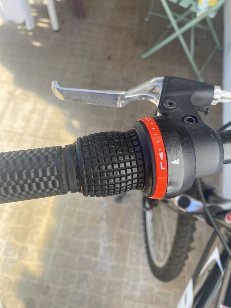 Bicicleta GKX Full suspension