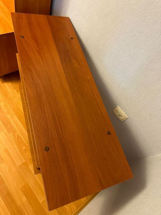 Пенал, стінка, столик під телевізор