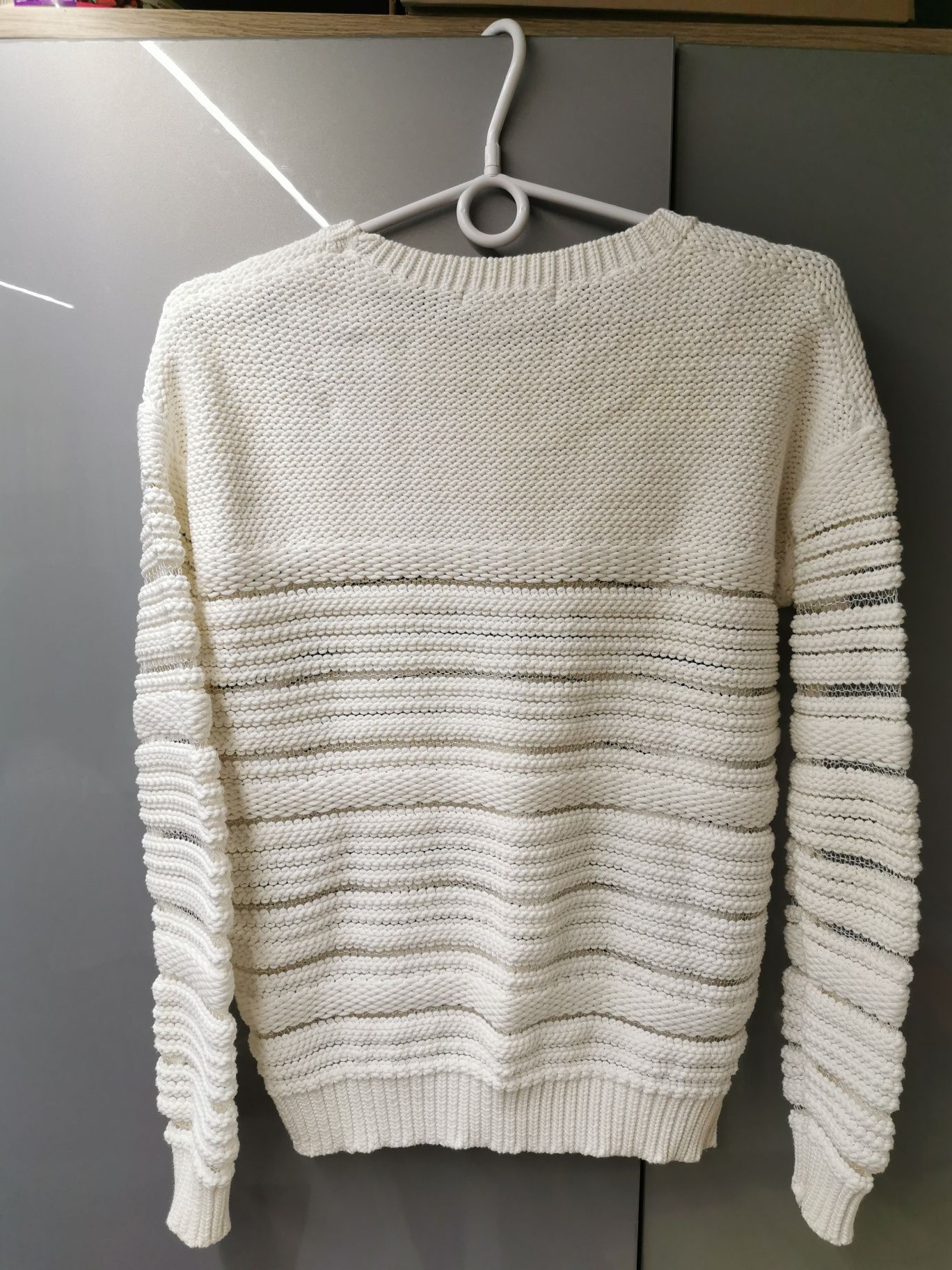 Sweter damski r. S