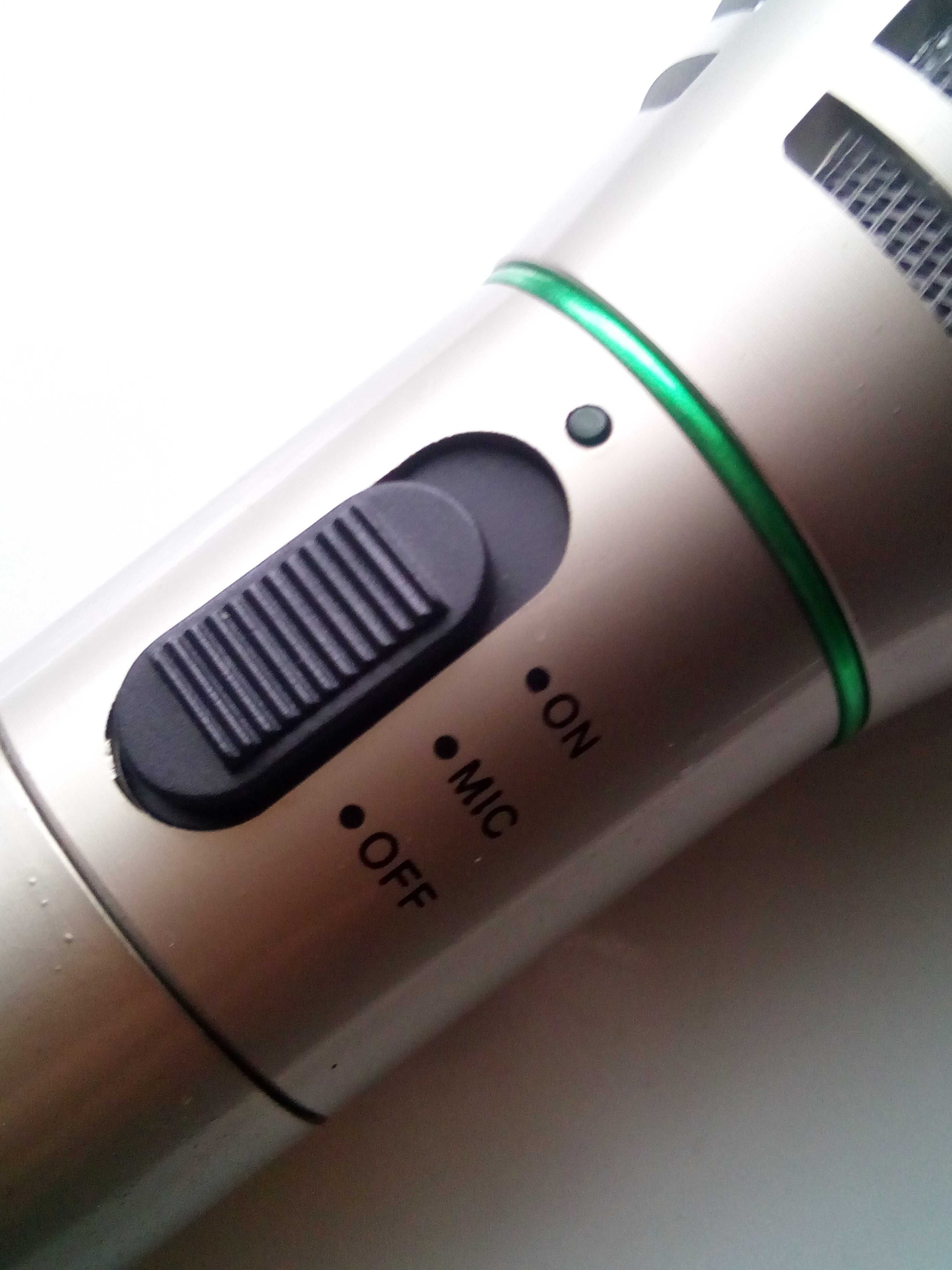 Радио микрофон Samsung SM-960