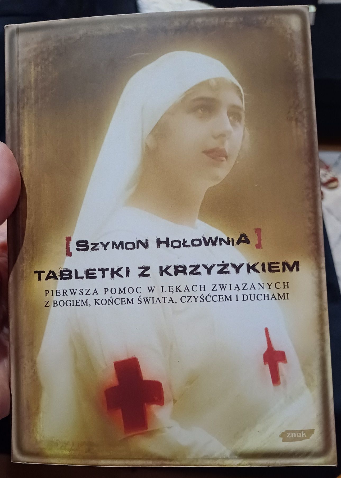 Tabletki z krzyżykiem