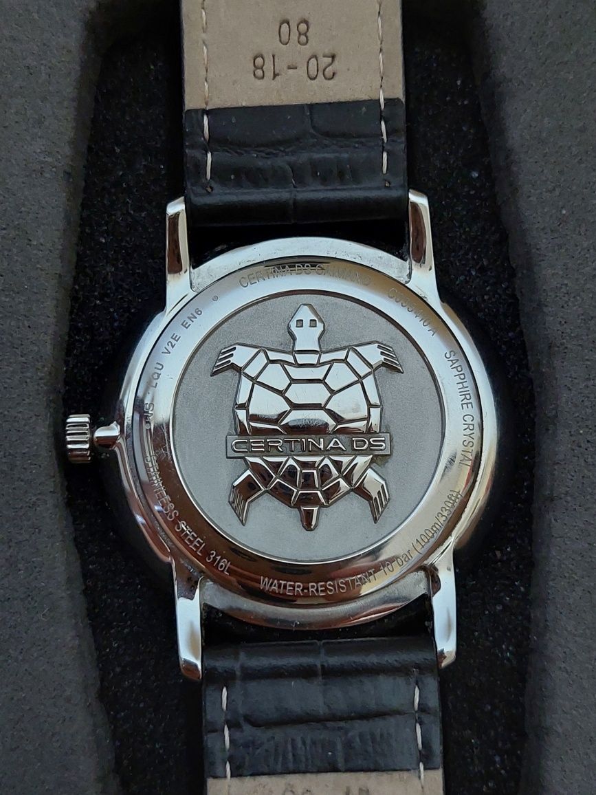 Продам фірмовий шкіряний годинник
