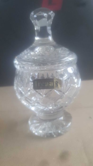 Bombonierka krysztalowa prl. Irena. Szklo, krysztaly, vintage,