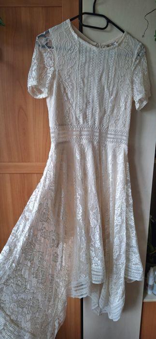 Sukienka beżowa roz 36