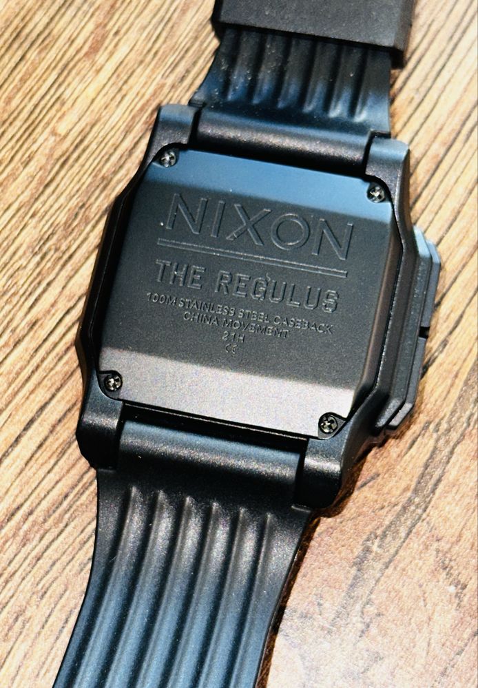Nixon Regulus zegarek Męski cyfrowy moduł LCD