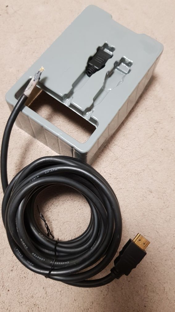 Продам кабель HDMI (5метровый )