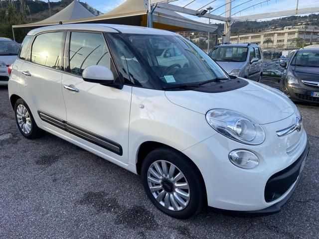 Бампер передній Fiat 500L запчастини, разборка, шрот Фіат 500Л