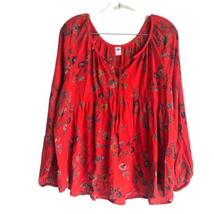 Блуза бренду MUNTHE