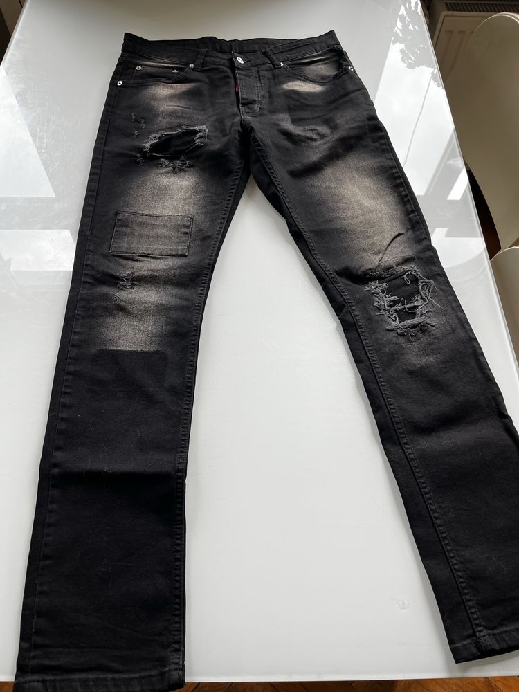 Jeansy Dsquared2 fabryczne przetarcia okazja